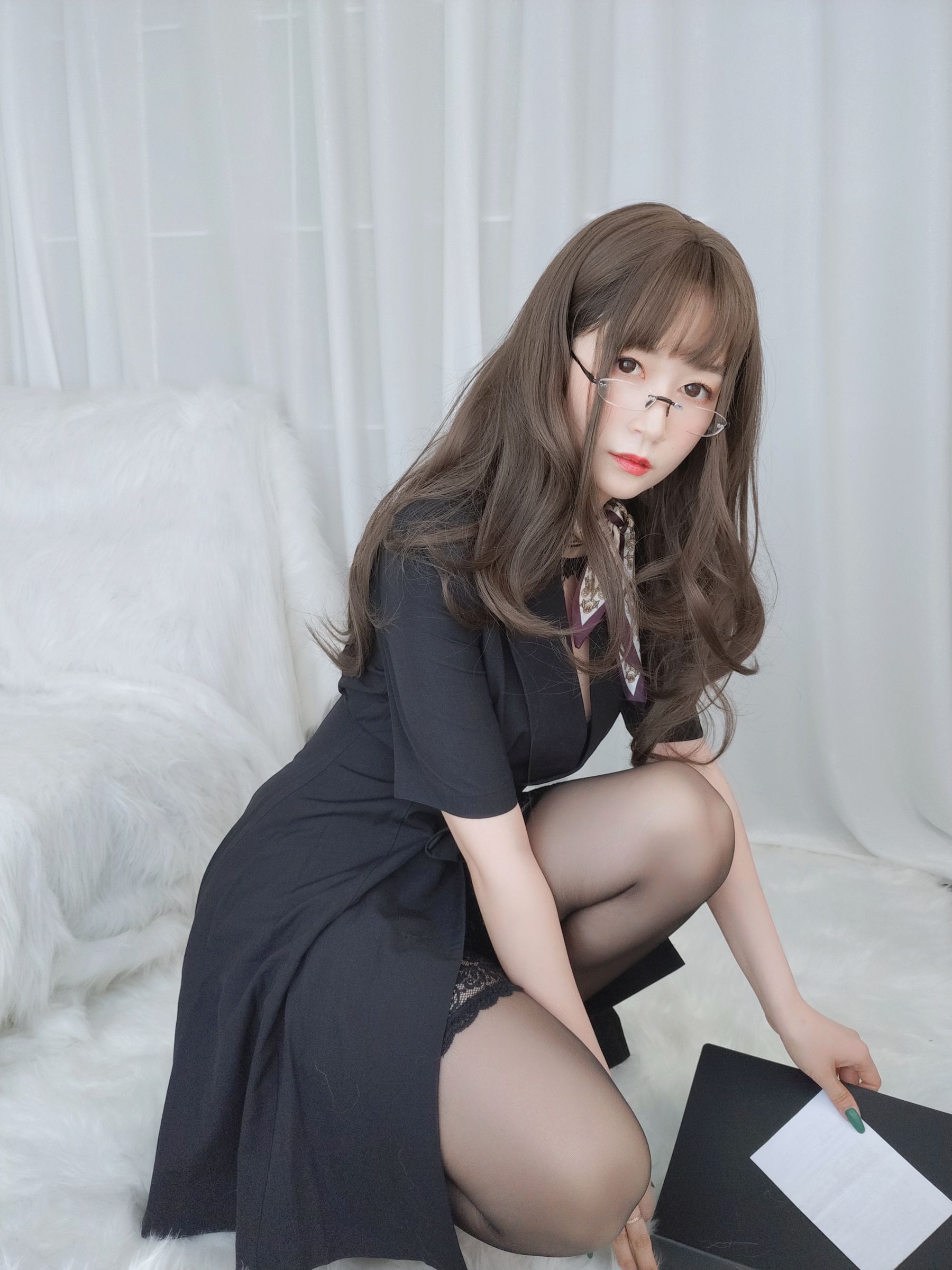 Coser小姐姐白银81–OL下的内衣写真集插图5